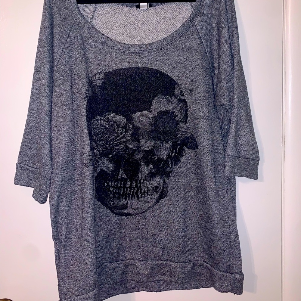3/4 Sleeves Skull Sweater - Torrid